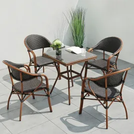 Bàn cafe sân vườn, nhôm đúc kết hợp mặt kính vuông